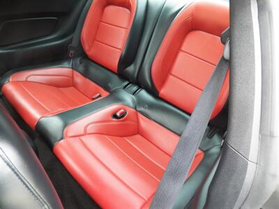 2015 Ford Mustang GT Premium   - Photo 12 - Mishawaka, IN 46545