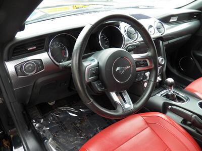 2015 Ford Mustang GT Premium   - Photo 9 - Mishawaka, IN 46545