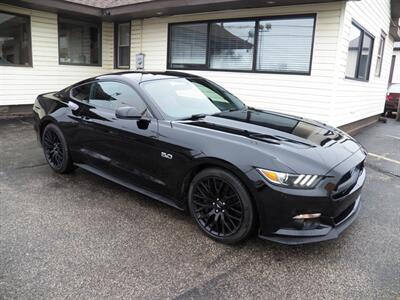 2015 Ford Mustang GT Premium   - Photo 8 - Mishawaka, IN 46545