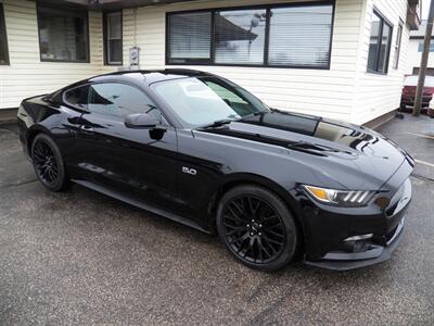 2015 Ford Mustang GT Premium   - Photo 3 - Mishawaka, IN 46545
