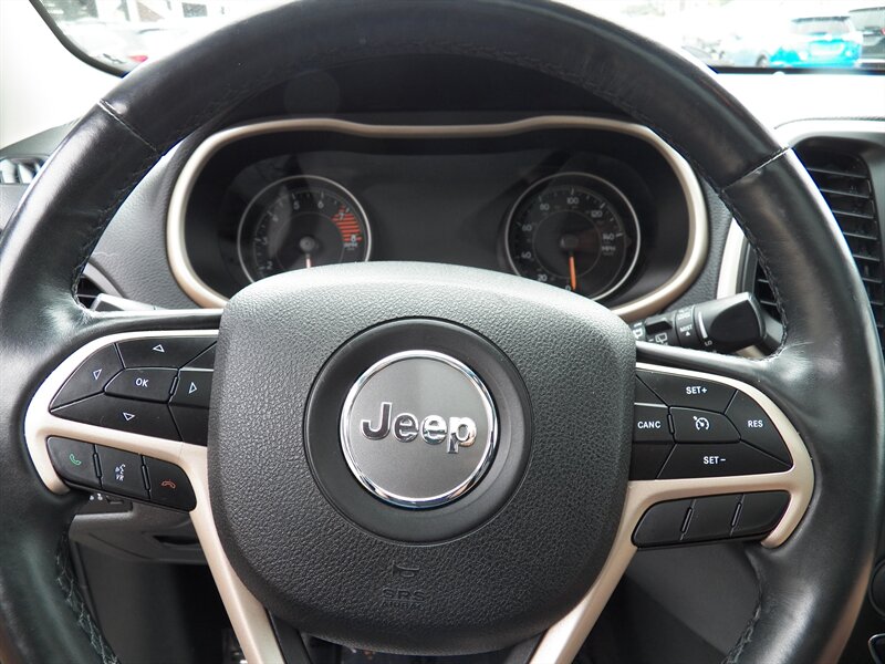 2018 Jeep Cherokee Limited 4X4 - Photo 26 - Mishawaka, IN 46545