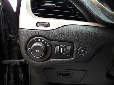 2018 Jeep Cherokee Limited 4X4 - Photo 27 - Mishawaka, IN 46545