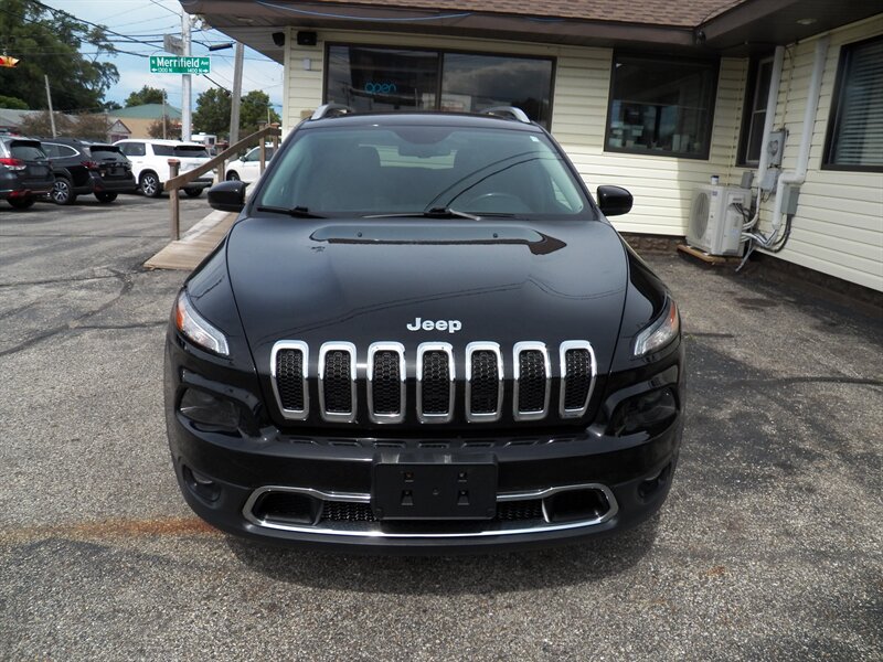 2018 Jeep Cherokee Limited 4X4 - Photo 8 - Mishawaka, IN 46545