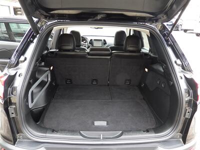 2018 Jeep Cherokee Limited 4X4 - Photo 14 - Mishawaka, IN 46545