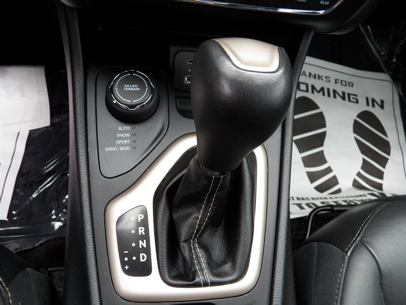 2018 Jeep Cherokee Limited 4X4 - Photo 22 - Mishawaka, IN 46545