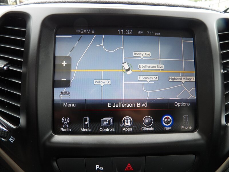 2018 Jeep Cherokee Limited 4X4 - Photo 23 - Mishawaka, IN 46545