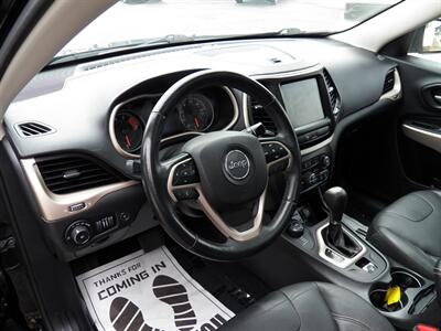 2018 Jeep Cherokee Limited 4X4 - Photo 10 - Mishawaka, IN 46545
