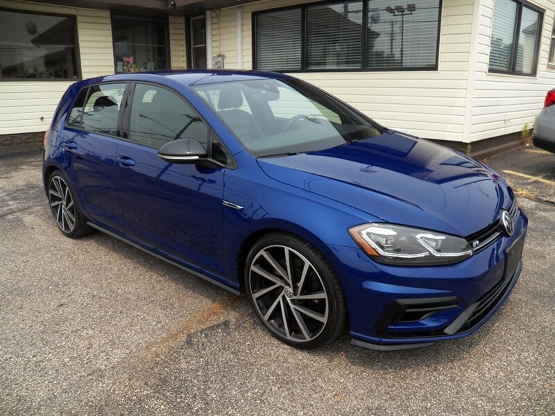 2018 Volkswagen Golf R 4Motion  AWD - Photo 1 - Mishawaka, IN 46545
