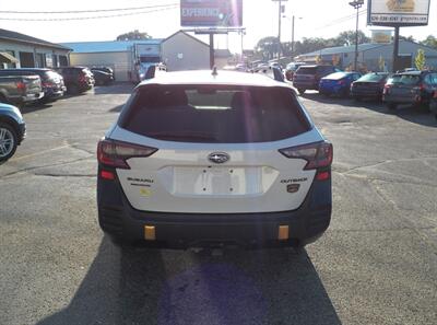 2022 Subaru Outback Wilderness  AWD - Photo 4 - Mishawaka, IN 46545