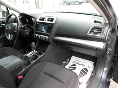 2015 Subaru Legacy 2.5i Premium AWD - Photo 13 - Mishawaka, IN 46545