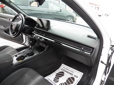 2023 Honda Civic Sport   - Photo 11 - Mishawaka, IN 46545
