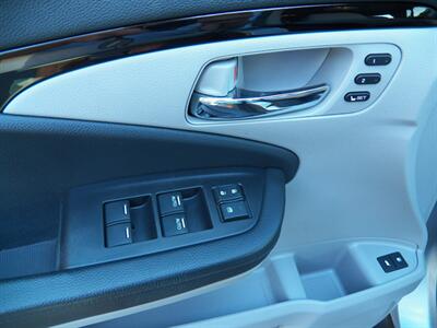 2019 Honda Pilot Touring w/Rear Captain's  AWD - Photo 21 - Mishawaka, IN 46545