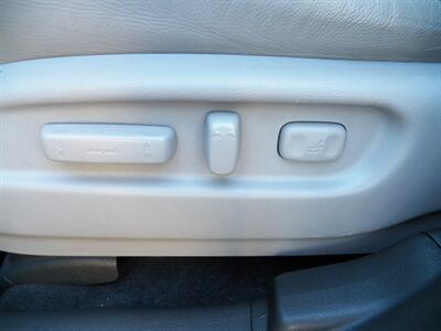 2019 Honda Pilot Touring w/Rear Captain's  AWD - Photo 10 - Mishawaka, IN 46545