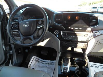 2019 Honda Pilot Touring w/Rear Captain's  AWD - Photo 19 - Mishawaka, IN 46545