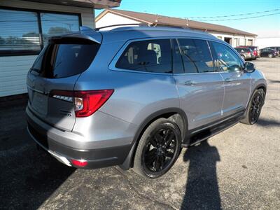 2019 Honda Pilot Touring w/Rear Captain's  AWD - Photo 4 - Mishawaka, IN 46545