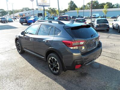 2022 Subaru Crosstrek Premium  AWD - Photo 5 - Mishawaka, IN 46545