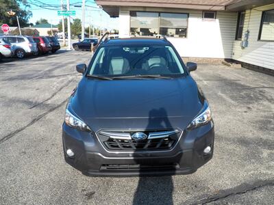 2022 Subaru Crosstrek Premium  AWD - Photo 8 - Mishawaka, IN 46545