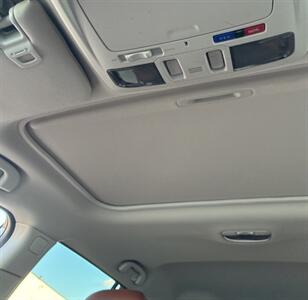 2018 Subaru Outback 3.6R Touring  AWD - Photo 7 - Mishawaka, IN 46545