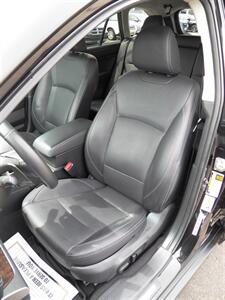 2018 Subaru Outback 2.5i Limited  AWD - Photo 12 - Mishawaka, IN 46545