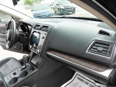 2018 Subaru Outback 2.5i Limited  AWD - Photo 18 - Mishawaka, IN 46545