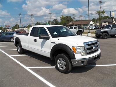 2013 Ford F-150 XL  4x4 - Photo 1 - Mishawaka, IN 46545