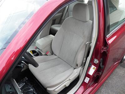 2014 Subaru Legacy 2.5i  AWD - Photo 6 - Mishawaka, IN 46545