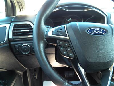 2017 Ford Fusion SE   - Photo 30 - Mishawaka, IN 46545