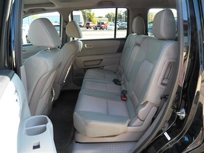 2015 Honda Pilot SE  AWD - Photo 14 - Mishawaka, IN 46545