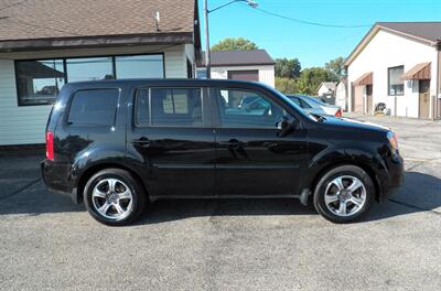 2015 Honda Pilot SE  AWD - Photo 2 - Mishawaka, IN 46545