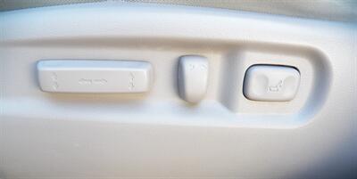 2015 Honda Pilot SE  AWD - Photo 13 - Mishawaka, IN 46545