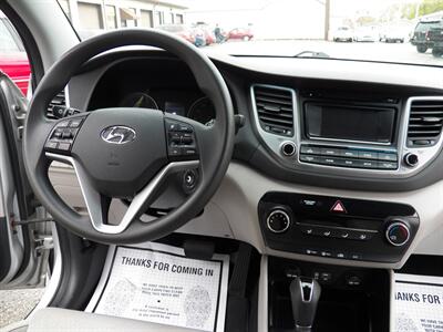 2017 Hyundai TUCSON 2.0L SE   - Photo 14 - Mishawaka, IN 46545