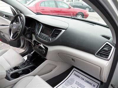 2017 Hyundai TUCSON 2.0L SE   - Photo 13 - Mishawaka, IN 46545