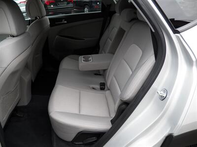 2017 Hyundai TUCSON 2.0L SE   - Photo 9 - Mishawaka, IN 46545