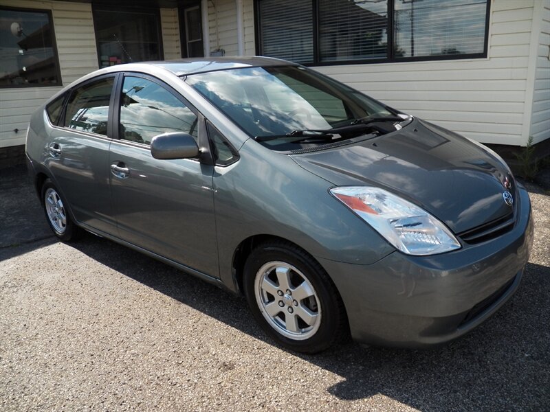 2004 Toyota Prius   - Photo 1 - Mishawaka, IN 46545