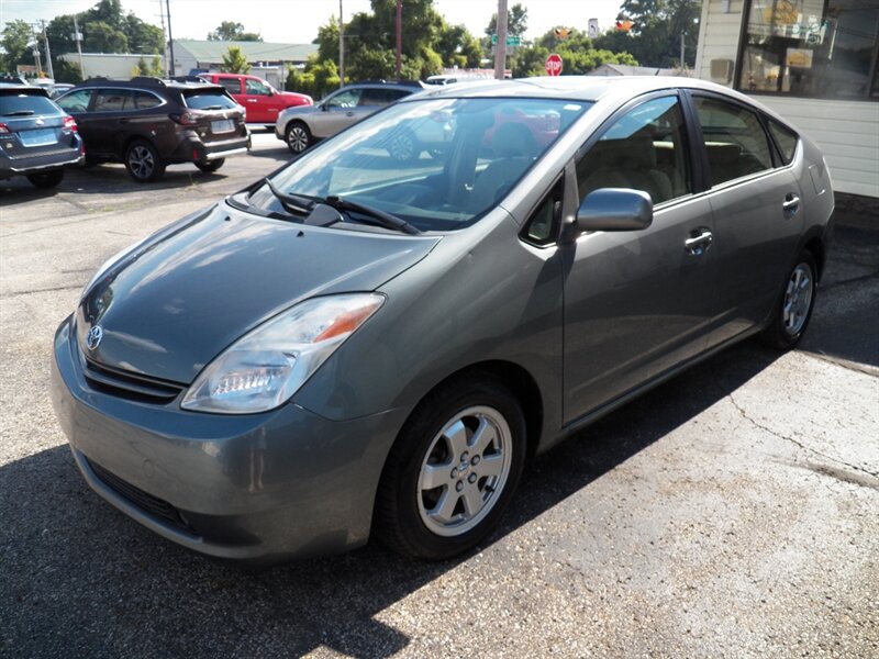 2004 Toyota Prius - Photo 2 - Mishawaka, IN 46545
