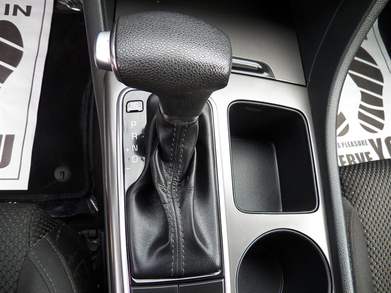 2019 Kia Optima LX - Photo 17 - Mishawaka, IN 46545