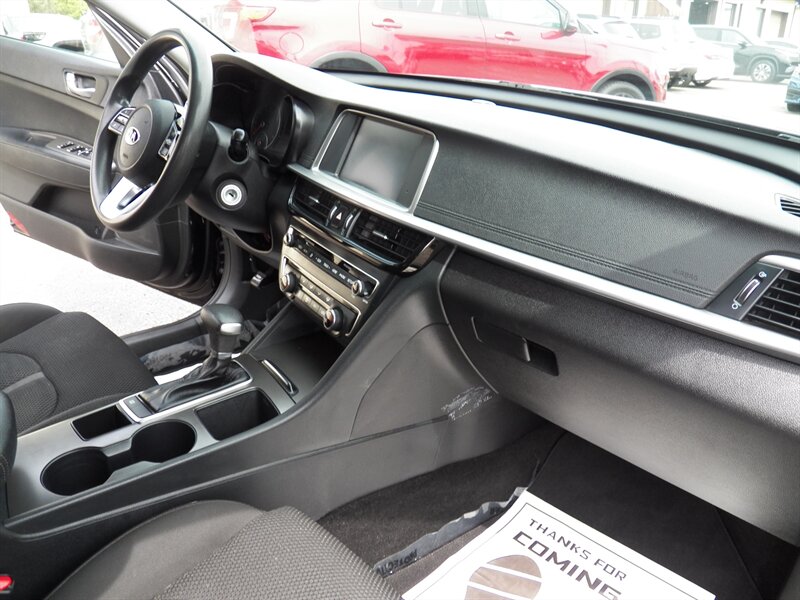 2019 Kia Optima LX - Photo 11 - Mishawaka, IN 46545
