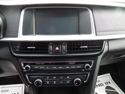 2019 Kia Optima LX - Photo 15 - Mishawaka, IN 46545