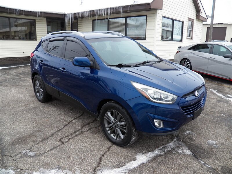 2015 Hyundai TUCSON SE   - Photo 1 - Mishawaka, IN 46545