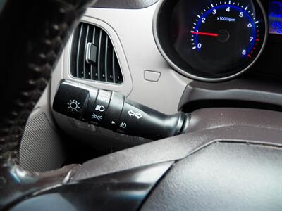 2015 Hyundai TUCSON SE   - Photo 27 - Mishawaka, IN 46545