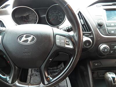 2015 Hyundai TUCSON SE   - Photo 26 - Mishawaka, IN 46545