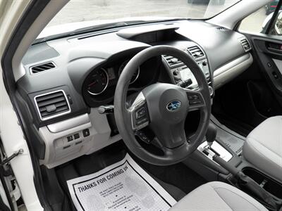 2016 Subaru Forester 2.5i Premium  AWD - Photo 9 - Mishawaka, IN 46545