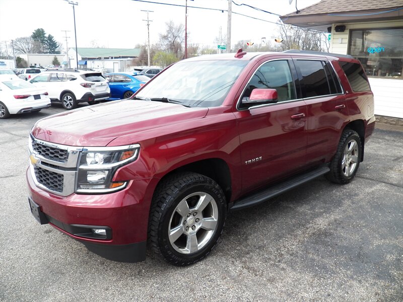 2016 Chevrolet Tahoe LT 4x4 - Photo 6 - Mishawaka, IN 46545