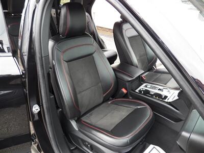 2024 Ford Explorer ST-Line  AWD - Photo 15 - Mishawaka, IN 46545