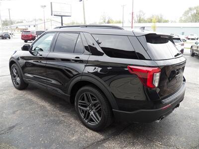 2024 Ford Explorer ST-Line  AWD - Photo 2 - Mishawaka, IN 46545