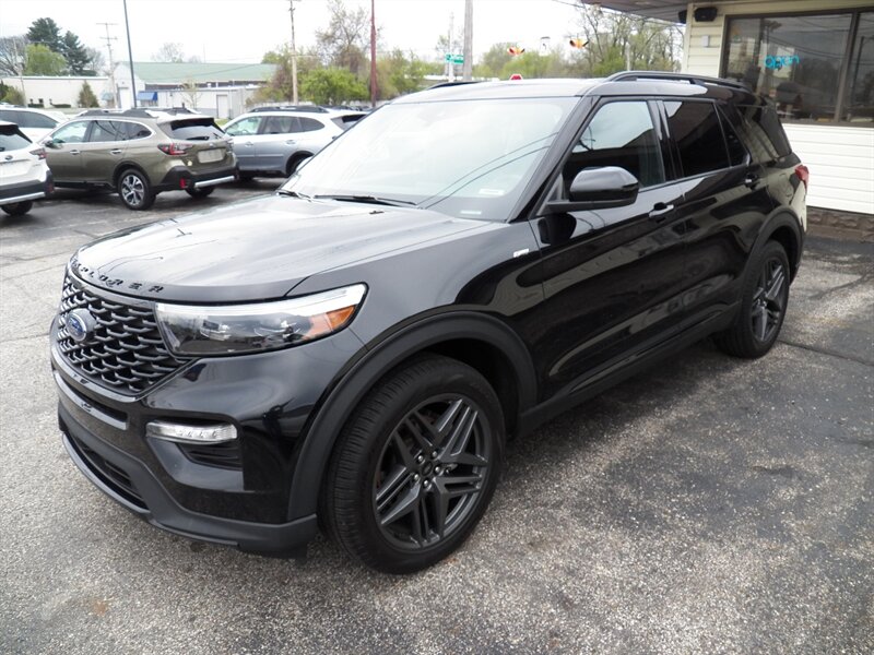 2024 Ford Explorer ST-Line  AWD - Photo 1 - Mishawaka, IN 46545