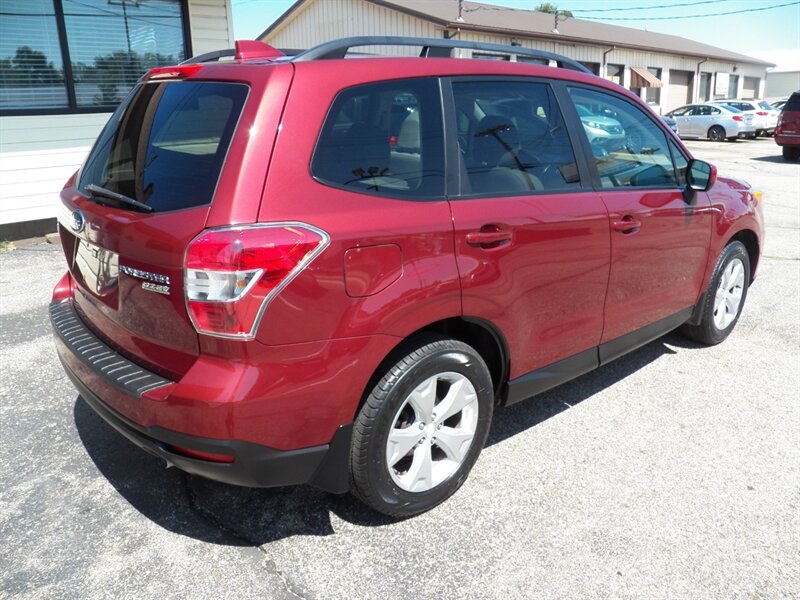 2016 Subaru Forester 2.5i Premium AWD - Photo 3 - Mishawaka, IN 46545