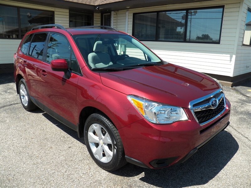 2016 Subaru Forester 2.5i Premium AWD - Photo 4 - Mishawaka, IN 46545