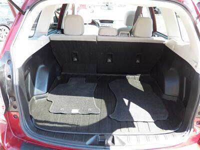 2016 Subaru Forester 2.5i Premium AWD - Photo 11 - Mishawaka, IN 46545