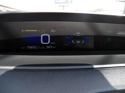 2020 Toyota Prius XLE AWD-e - Photo 21 - Mishawaka, IN 46545